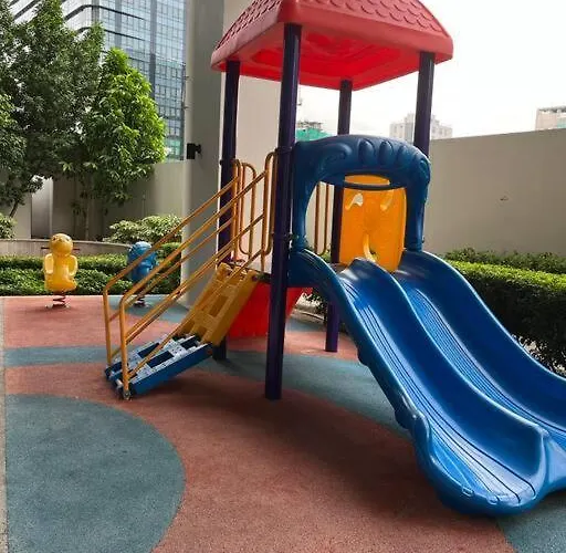 Bgc Uptown Mall Apartamento *