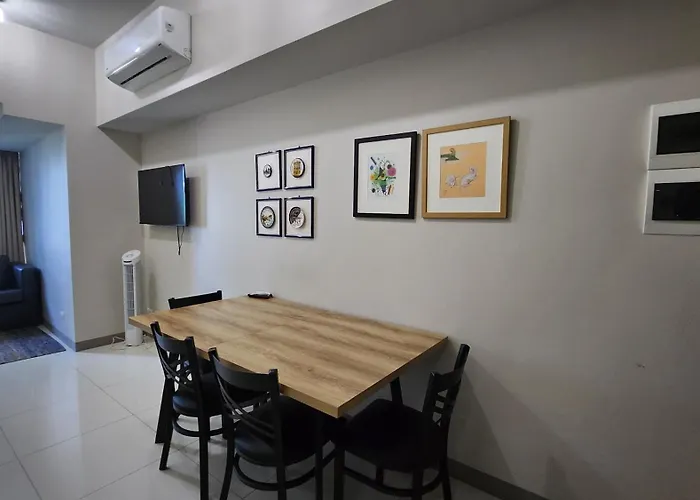 Apartamento Bgc Uptown Mall